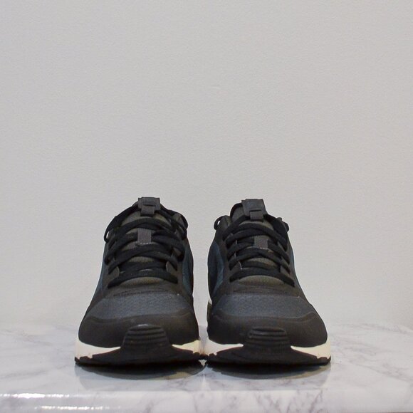 NIKE | BLACK/WHITE NIGHTGAZER LW SHOE - Picture 2 of 6